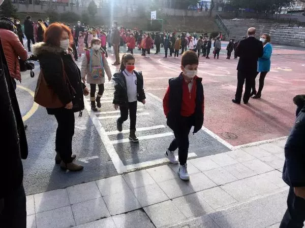 Ankara'da yüz yüze eğitim heyecanı Ankara'da yüz yüze eğitim heyecanı