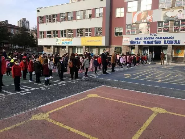 Ankara'da yüz yüze eğitim heyecanı Ankara'da yüz yüze eğitim heyecanı