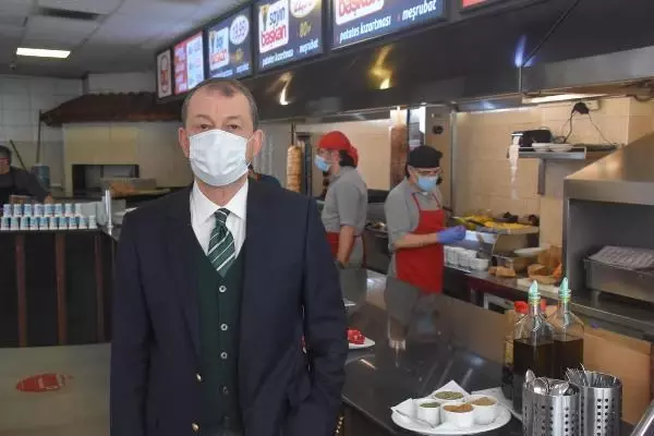 Başkan Yenice: Restoran ve lokantaların açılması memnuniyet yarattı Başkan Yenice: Restoran ve lokantaların açılması memnuniyet yarattı