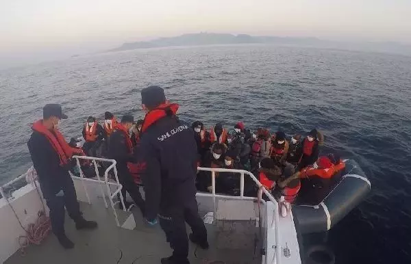 Bodrum'da 32 kaçak göçmen kurtarıldı Bodrum'da 32 kaçak göçmen kurtarıldı