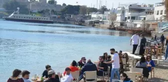 Bodrum'da kafe ve restoranlar ilk müşterilerini ağırladı