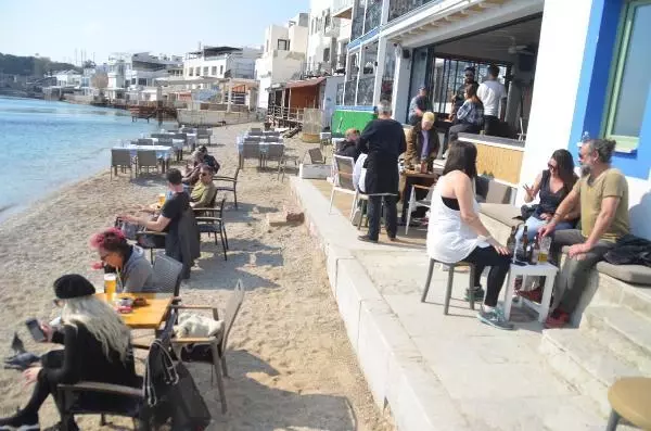 Bodrum'da kafe ve restoranlar ilk müşterilerini ağırladı Bodrum'da kafe ve restoranlar ilk müşterilerini ağırladı