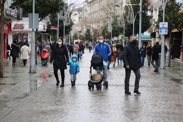 Çok yüksek risk grubundaki Sakarya'da vatandaşlar kurallara uyulmasını istedi Çok yüksek risk grubundaki Sakarya'da vatandaşlar kurallara uyulmasını istedi