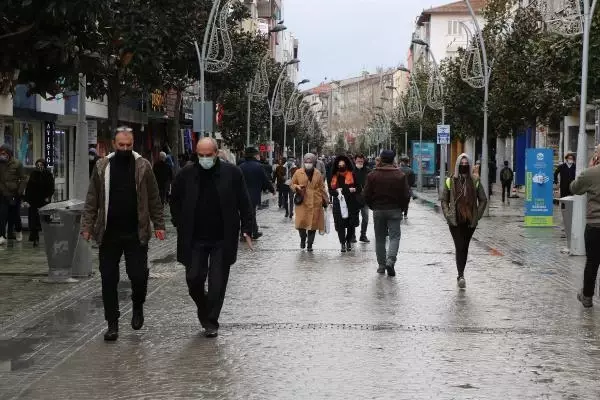 Çok yüksek risk grubundaki Sakarya'da vatandaşlar kurallara uyulmasını istedi Çok yüksek risk grubundaki Sakarya'da vatandaşlar kurallara uyulmasını istedi