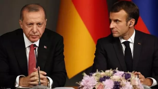Cumhurbaşkanı Erdoğan, Fransa Cumhurbaşkanı Macron ile görüştü Cumhurbaşkanı Erdoğan, Fransa Cumhurbaşkanı Macron ile görüştü
