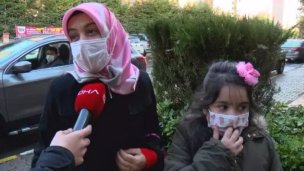 Ders zili çaldı; İstanbul'da okullarda yüz yüze eğitime başlandı Ders zili çaldı; İstanbul'da okullarda yüz yüze eğitime başlandı
