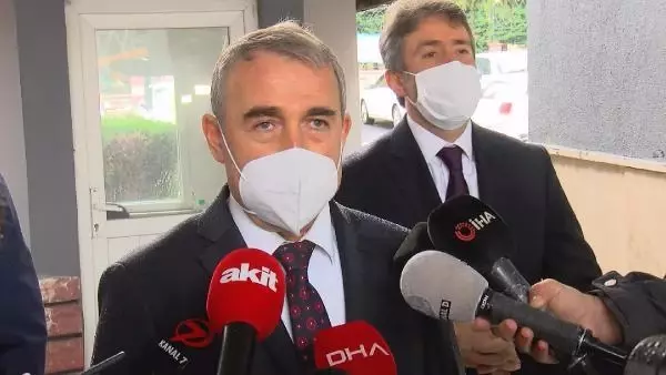 Ders zili çaldı; İstanbul'da okullarda yüz yüze eğitime başlandı Ders zili çaldı; İstanbul'da okullarda yüz yüze eğitime başlandı