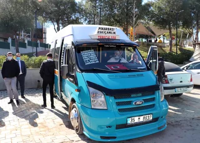 Dolmuş şoförlüğüne başlayan genç kız, yolcuları şaşırtıyor