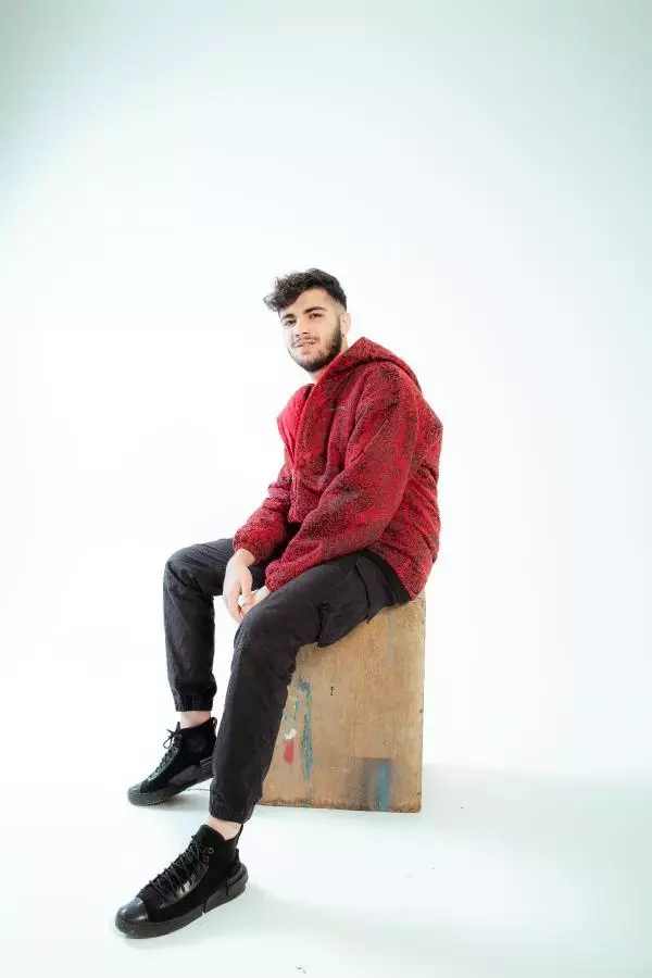 Fırat Acar: Rap müzik, tam olarak benim karakterimi yansıtıyor Fırat Acar: Rap müzik, tam olarak benim karakterimi yansıtıyor