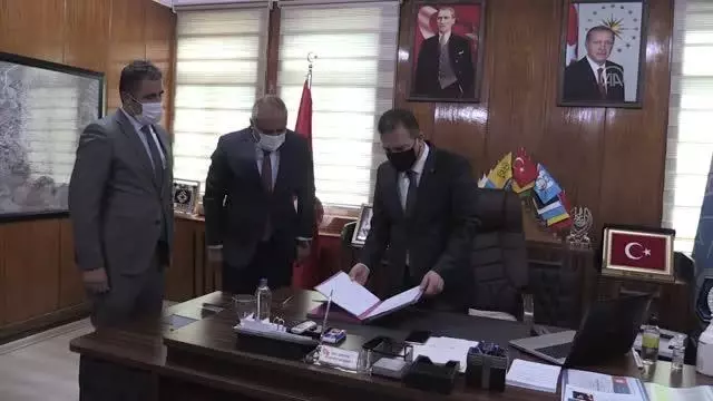 Hakkari'de 'Büyük Halk Pazarı' protokolü imzalandı Hakkari'de 'Büyük Halk Pazarı' protokolü imzalandı