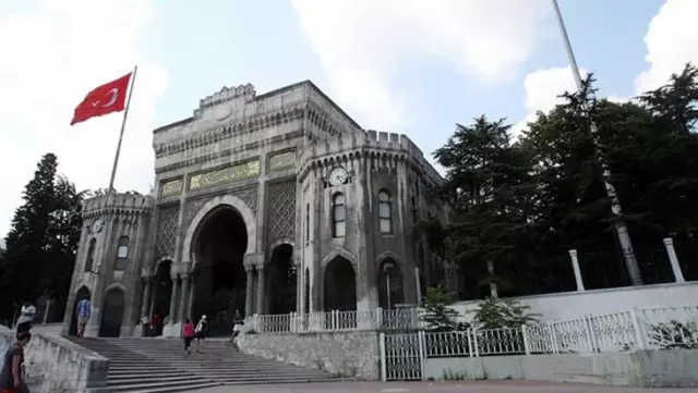Hukuk fakültelerinin öğrenim süresi 5 yıla çıkıyor Hukuk fakültelerinin öğrenim süresi 5 yıla çıkıyor