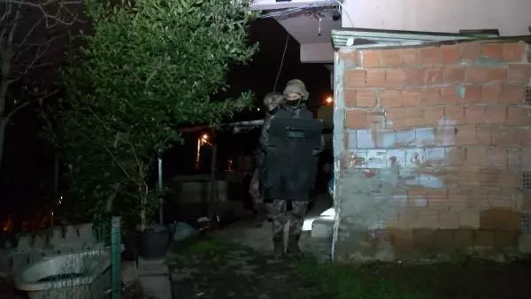 Son dakika haber | İstanbul'da uyuşturucu operasyonu: 1 kilo kokain ele geçirildi Son dakika haber | İstanbul'da uyuşturucu operasyonu: 1 kilo kokain ele geçirildi