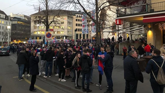 Captain Valentin Stocker out of squad, 2000 Basel fans take to the streets
