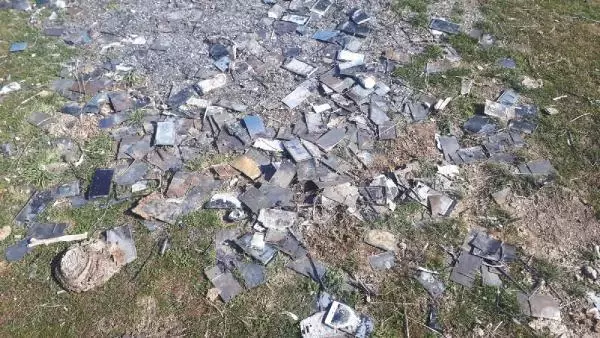 Kayseri'de yakılmış bin adet cep telefonu bulundu Kayseri'de yakılmış bin adet cep telefonu bulundu