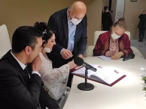 Son dakika haberi | Kontrollü normalleşme kapsamında nikahlar kıyılmaya başladı