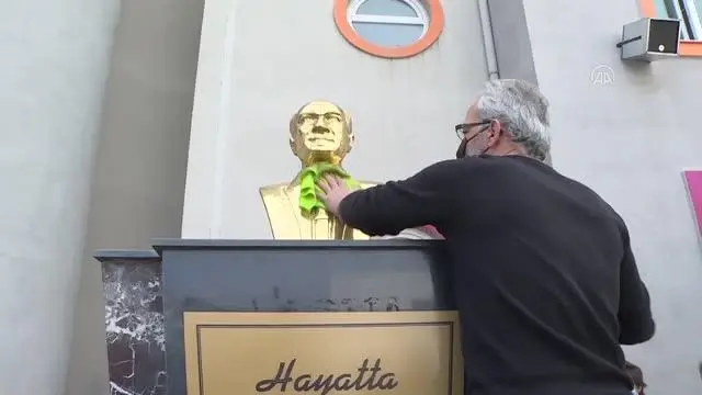 Kontrollü normalleşme süreciyle okullarda yüz yüze eğitim başladı Kontrollü normalleşme süreciyle okullarda yüz yüze eğitim başladı