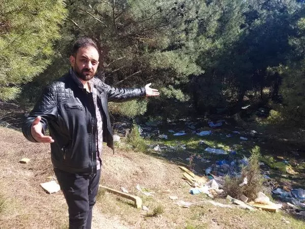 Ormanın yanındaki alan moloz döküm sahası haline geldi Ormanın yanındaki alan moloz döküm sahası haline geldi
