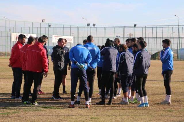 Şanlıurfaspor is not based on a teacher!  5 different coaches took part in 24 matches