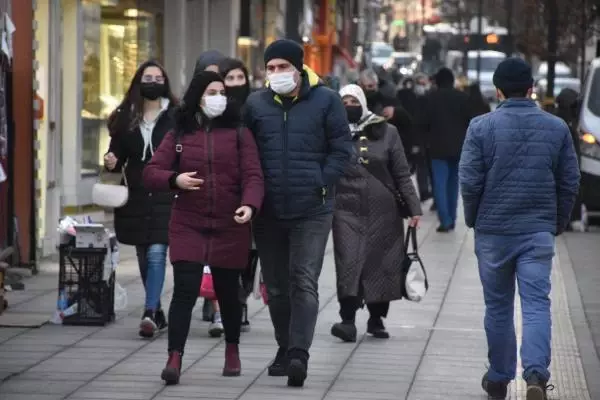 Son dakika: Sivas'ta normalleşme sevinci; lokantada yemeyi özledik Son dakika: Sivas'ta normalleşme sevinci; lokantada yemeyi özledik