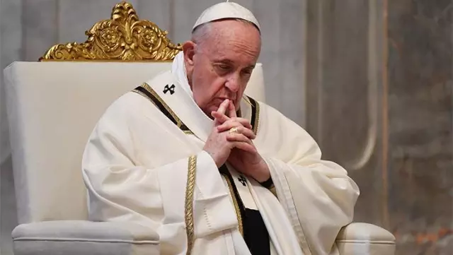 Vatikan'dan tarihte bir ilk! Papa Francis Irak'ı ziyaret edecek Vatikan'dan tarihte bir ilk! Papa Francis Irak'ı ziyaret edecek