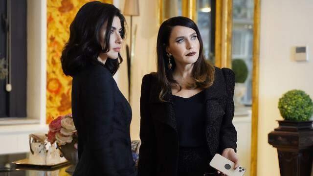 Yasak Elma'da dengeler değişiyor! Ender, Şahika'dan kurtulmak için Hasan Ali ile işbirliği yaptı Yasak Elma'da dengeler değişiyor! Ender, Şahika'dan kurtulmak için Hasan Ali ile işbirliği yaptı