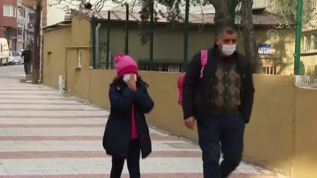 Yeni normalleşme süreciyle okullarda yüz yüze eğitim başladı Yeni normalleşme süreciyle okullarda yüz yüze eğitim başladı