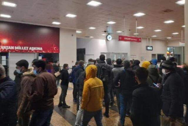 Yenikapı-Bayrampaşa arasında metro seferini durduran patlama