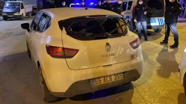 Yol verme kavgası: 3 yaralı Yol verme kavgası: 3 yaralı