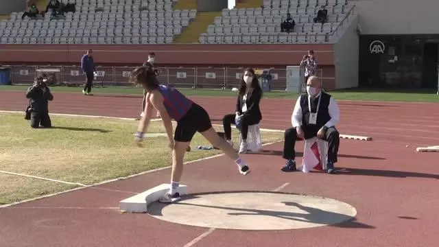 Atletizm Milli Takımı'nın hedefi Avrupa Salon Şampiyonası'nda başarı Atletizm Milli Takımı'nın hedefi Avrupa Salon Şampiyonası'nda başarı