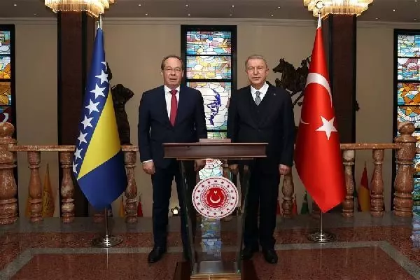 Türkiye ile Bosna Hersek arasında Askeri Mali İşbirliği Anlaşması imzalandı Türkiye ile Bosna Hersek arasında Askeri Mali İşbirliği Anlaşması imzalandı
