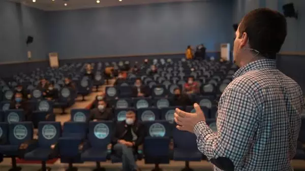 Balıkesir Belediyesi, 'Uygulamalı Sertifikalı Arı Yetiştiriciliği' kursları başlattı Balıkesir Belediyesi, 'Uygulamalı Sertifikalı Arı Yetiştiriciliği' kursları başlattı