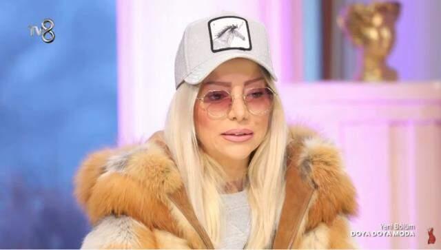 Bülent Ersoy'a tepkiler devam ederken bu sefer de Gülşah Saraçoğlu kürk giydi Bülent Ersoy'a tepkiler devam ederken bu sefer de Gülşah Saraçoğlu kürk giydi