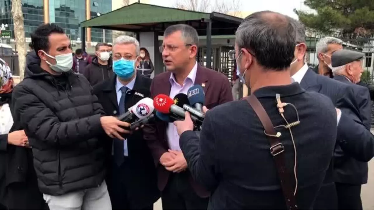 Son dakika! DİYARBAKIR - Tahir Elçi'nin öldürülmesi ve iki polisin şehit edilmesine ilişkin dava - Özgür Özel