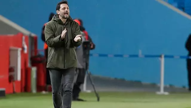 Erol Bulut, Carlos Alberto Parreira'nın 25 yıllık rekorunu tarihe gömdü Erol Bulut, Carlos Alberto Parreira'nın 25 yıllık rekorunu tarihe gömdü