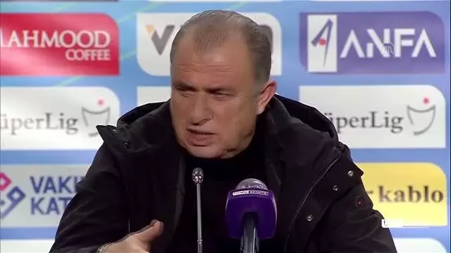 Fatih Terim: 'Demek ki Türkiye'de VAR hakemi yok' Fatih Terim: 'Demek ki Türkiye'de VAR hakemi yok'