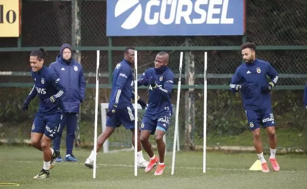 Fenerbahçe, Antalyaspor hazırlıklarını tamamladı Fenerbahçe, Antalyaspor hazırlıklarını tamamladı