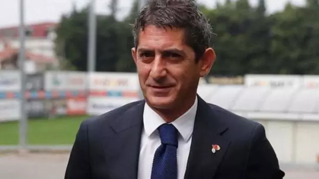 Galatasaray yöneticisi Şükrü Hanedar'dan Rıdvan Dilmen'e lakaplı gönderme Galatasaray yöneticisi Şükrü Hanedar'dan Rıdvan Dilmen'e lakaplı gönderme