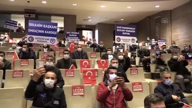 Gaziantep Büyükşehir Belediyesindeki 6 bin 317 işçiyi kapsayan toplu iş sözleşmesi imzalandı Gaziantep Büyükşehir Belediyesindeki 6 bin 317 işçiyi kapsayan toplu iş sözleşmesi imzalandı