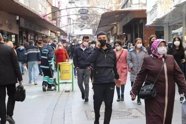 Son dakika haber | Gaziantep'te çarşı ve meydanlarda yoğunluk Son dakika haber | Gaziantep'te çarşı ve meydanlarda yoğunluk