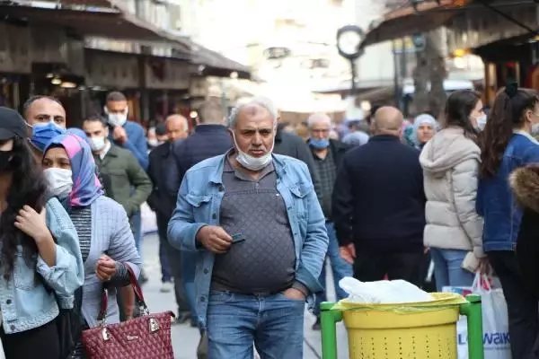 Son dakika haber | Gaziantep'te çarşı ve meydanlarda yoğunluk Son dakika haber | Gaziantep'te çarşı ve meydanlarda yoğunluk