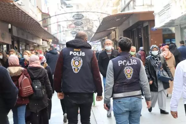 Son dakika haber | Gaziantep'te çarşı ve meydanlarda yoğunluk Son dakika haber | Gaziantep'te çarşı ve meydanlarda yoğunluk