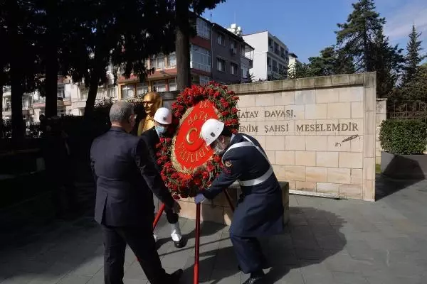 Hatay'ın ilk ve tek Cumhurbaşkanı Tayfur Sökmen vefatının 41. yılında anıldı Hatay'ın ilk ve tek Cumhurbaşkanı Tayfur Sökmen vefatının 41. yılında anıldı