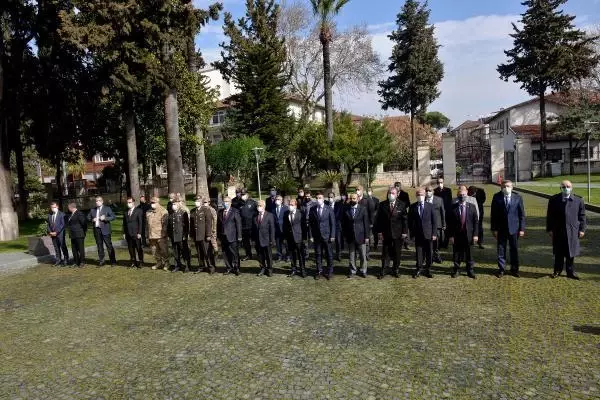 Hatay'ın ilk ve tek Cumhurbaşkanı Tayfur Sökmen vefatının 41. yılında anıldı Hatay'ın ilk ve tek Cumhurbaşkanı Tayfur Sökmen vefatının 41. yılında anıldı