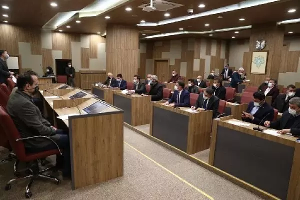 İlk olarak Tokat'ta kurulan 'Sahipsiz Hayvanları Koruma Birliği' başkanlığına Vali Balcı seçildi İlk olarak Tokat'ta kurulan 'Sahipsiz Hayvanları Koruma Birliği' başkanlığına Vali Balcı seçildi
