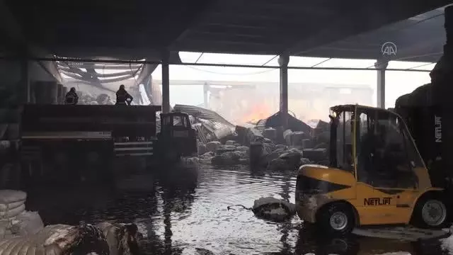Son dakika gündem: KAHRAMANMARAŞ - Fabrika deposunda yangın Son dakika gündem: KAHRAMANMARAŞ - Fabrika deposunda yangın