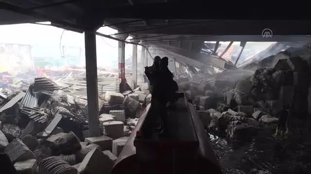 Son dakika gündem: KAHRAMANMARAŞ - Fabrika deposunda yangın Son dakika gündem: KAHRAMANMARAŞ - Fabrika deposunda yangın