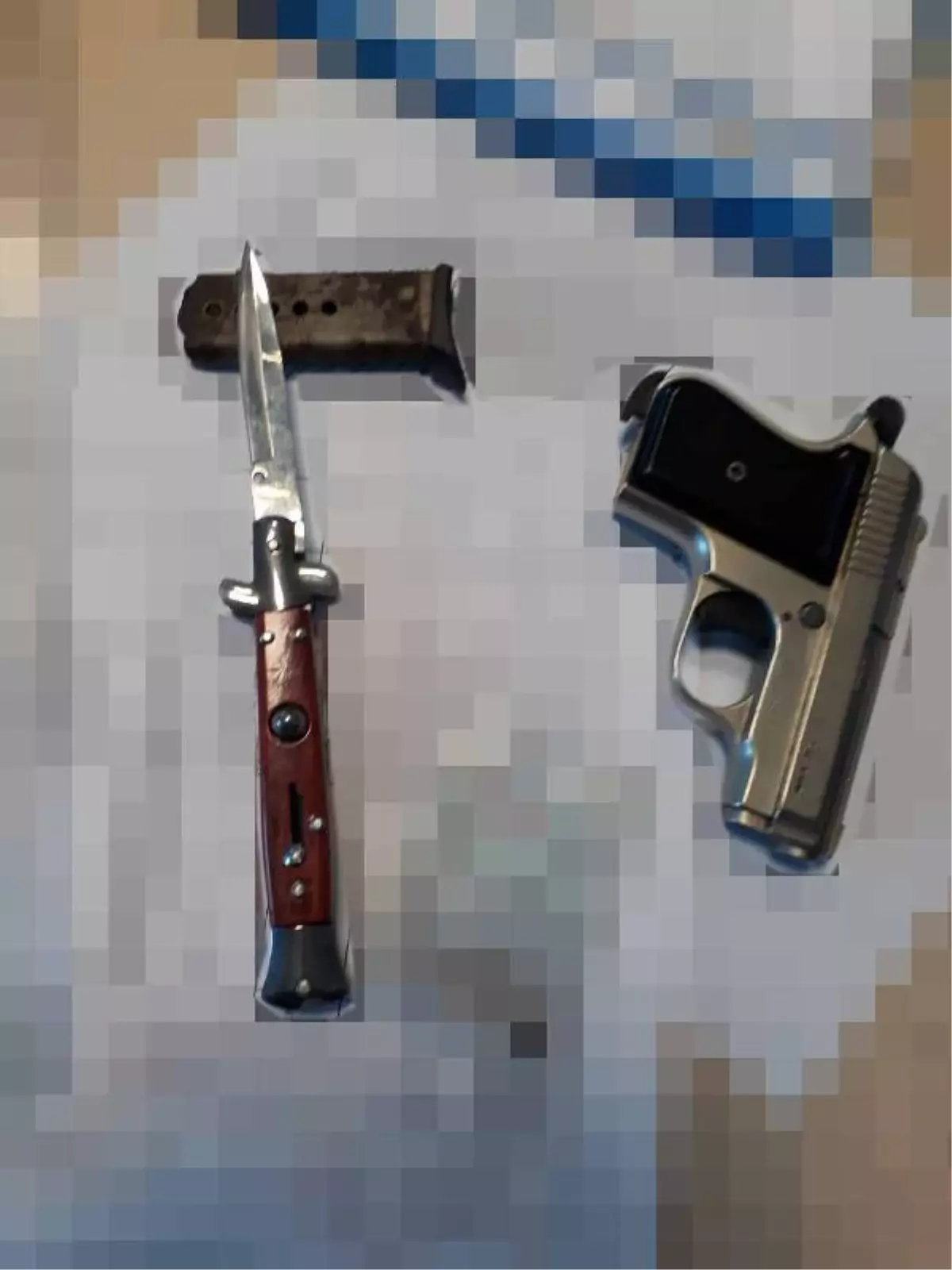 Kayseri'de adliyeye tabanca ve bıçakla girmeye çalışan kadın yakalandı