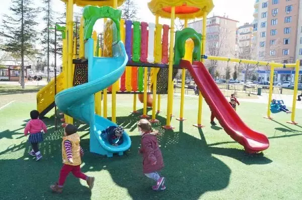 Kırmızı kategorideki Aksaray'da 20 yaş altından 'kurallara uyum' çağrısı Kırmızı kategorideki Aksaray'da 20 yaş altından 'kurallara uyum' çağrısı