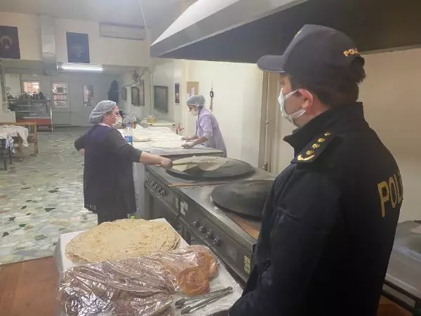 Son dakika gündem: Maltepe İlçe Emniyet Müdürü işletmeleri tek tek bilgilendirdi Son dakika gündem: Maltepe İlçe Emniyet Müdürü işletmeleri tek tek bilgilendirdi
