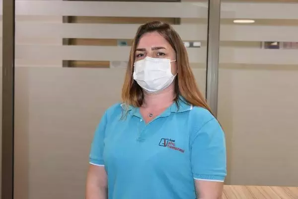 Son dakika haberi... Marmaris'te yerleşik yaşayan 65 yaş ve üzeri yabancılar, 2'nci doz aşılarını oldu Son dakika haberi... Marmaris'te yerleşik yaşayan 65 yaş ve üzeri yabancılar, 2'nci doz aşılarını oldu